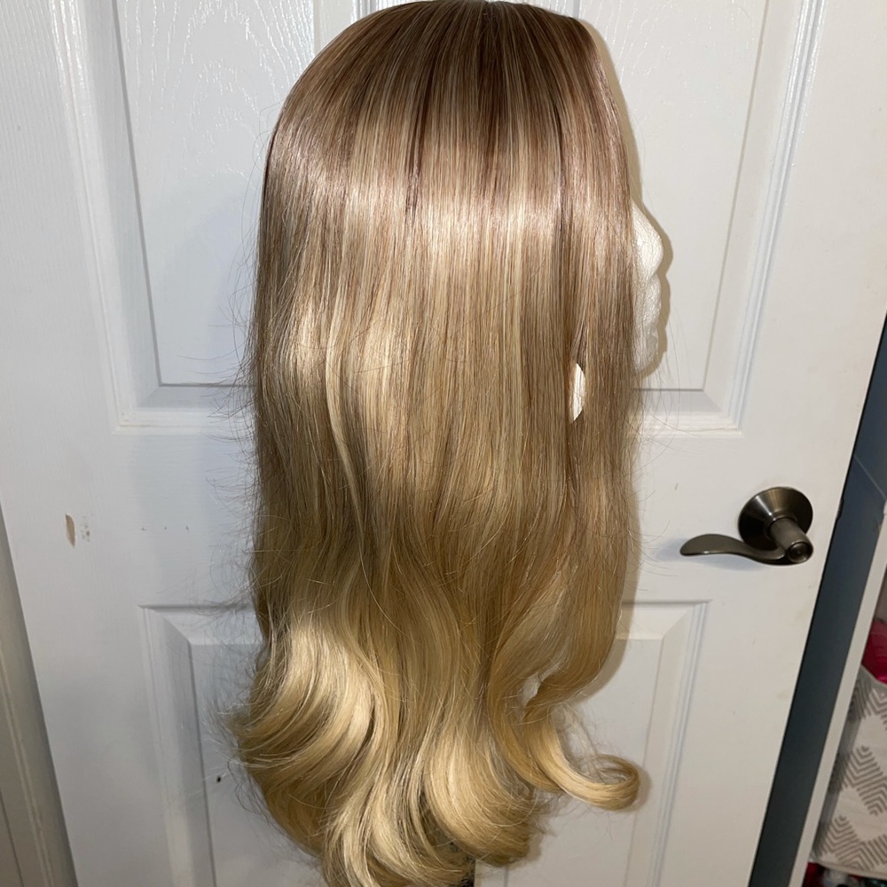 Synthetic hair wig - NWT color 27/613